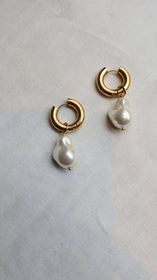 chunky hoop Pearl earrings