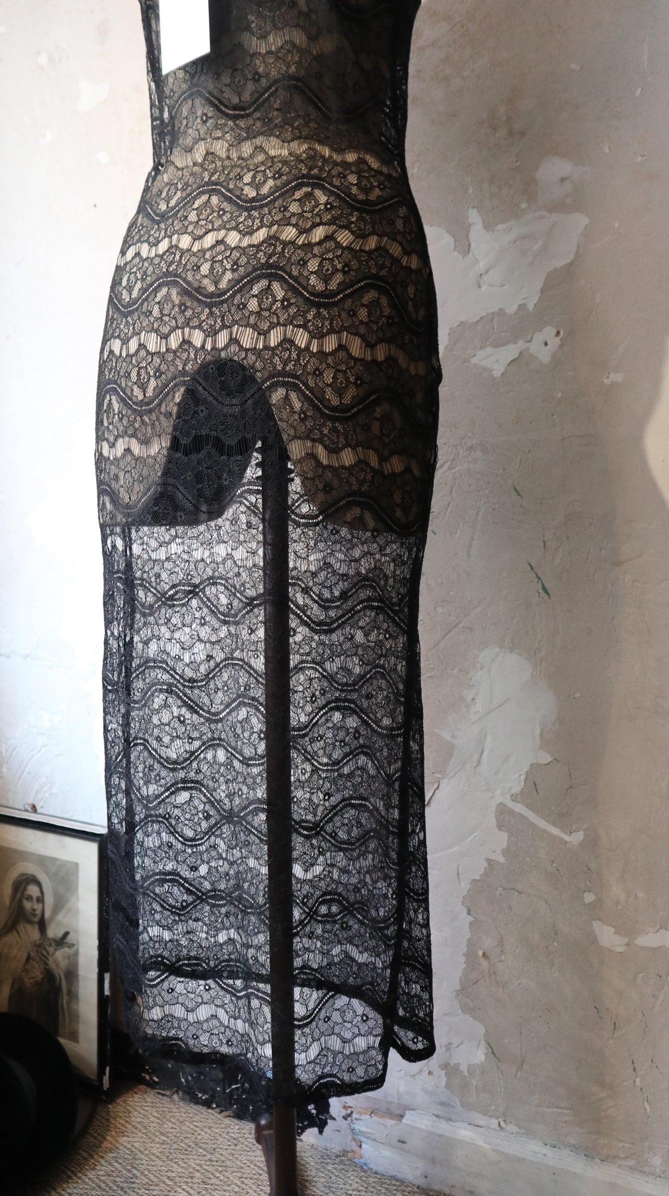 Black Lace Maxi Slip / S