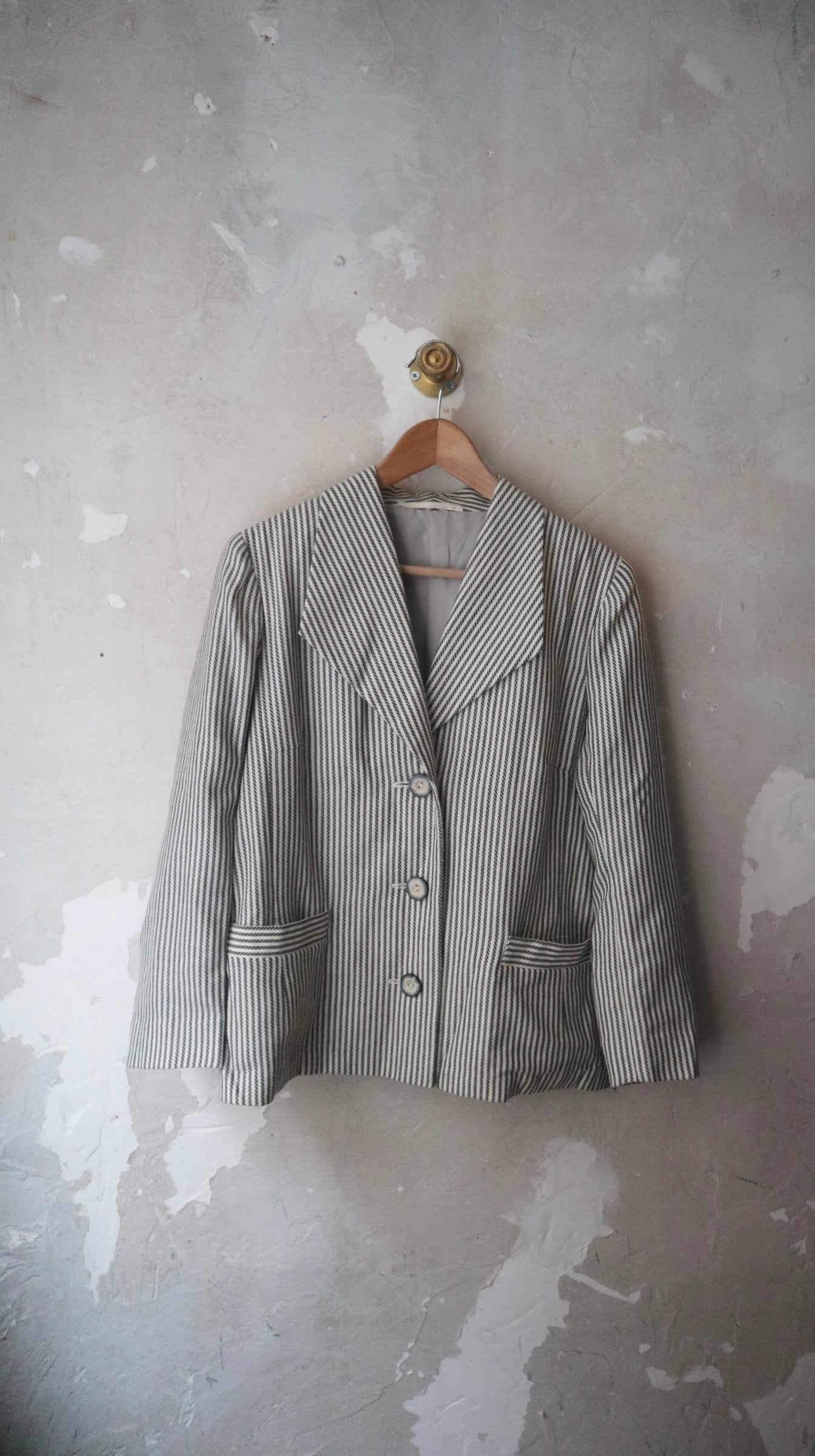 Vintage Striped  Boxy Blazer / M